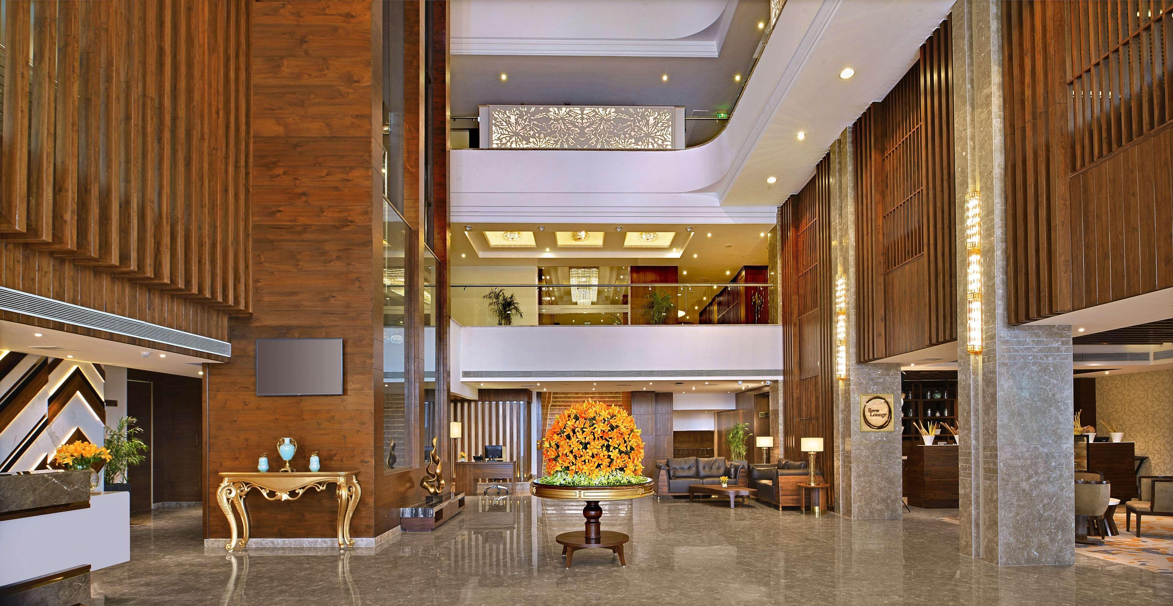 Radisson Chandigarh Zirakpur Exterior photo The lobby of the hotel